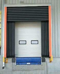 खरीदें ग्रे प्लेटफार्म डॉक लेवलर अधिकतम भार सीमा 6800kg/13600kg और 30 सेकंड समर्पित हाइड्रोलिक इकाई के साथ समय को समायोजित करना online manufacture